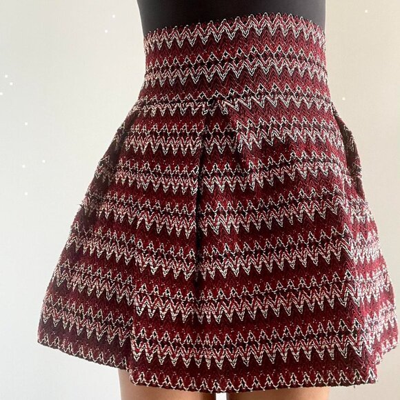 H&M | Red & Black Zigzag Pleated Bandage Elastic Flared Mini Skirt | Size XS - Picture 3 of 6